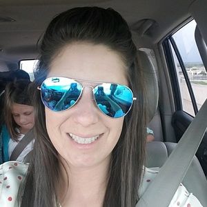 Meet your Posher, Klaudia